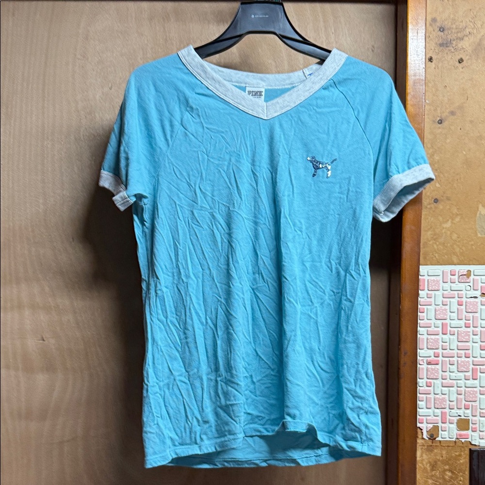 VS PINK BLING Blue V-Neck T-Shirt with Dog Logo